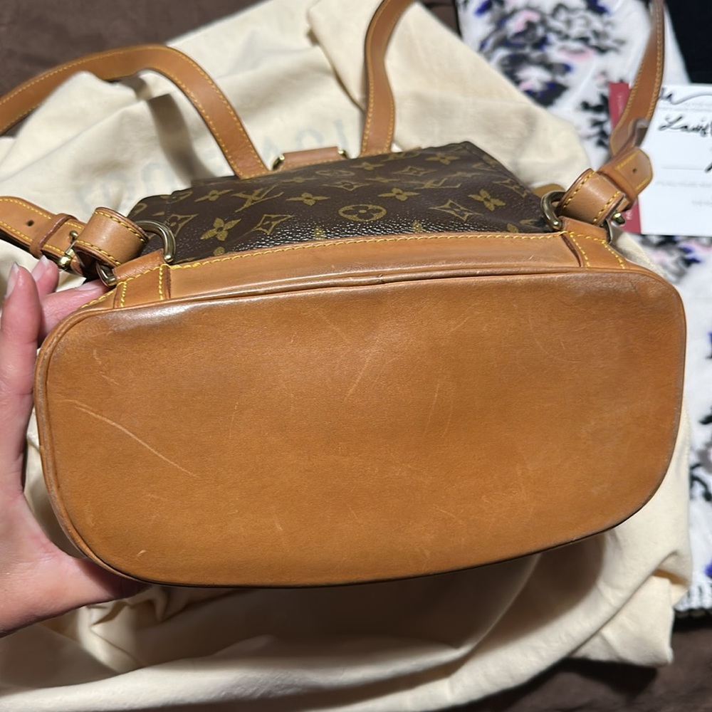 Louis Vuitton monogram montsouris mm bag only - Picture 12 of 17